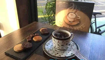 Light 3 Cafe ｜ 營業時間請看ig公告 ✨ - 高雄市