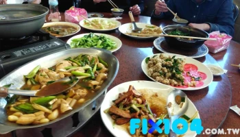 【埔里美食30年老店-福星餐廳】海產快炒 | 便當 | 團體合菜 | 辦桌服務(預訂) | 埔里小吃 | 埔里餐廳 | 日月潭美食 - 545台湾南投縣埔里鎮忠孝路340巷11號鎮寶大飯店/長榮診所對面