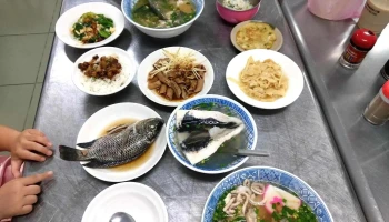 东家肉燥饭 - 台南市 东家肉燥饭 - 台南市