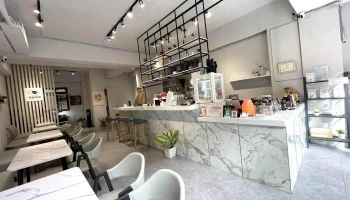 低珈咖啡。Bean here ｜寵物友善｜手作甜點｜自家烘豆｜ - 宜蘭縣宜蘭市