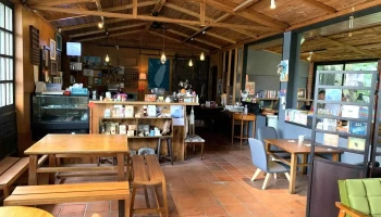 基立屋原味餐坊（咖啡、簡餐、下午茶） - 545台湾南投縣埔里鎮梅村路255號