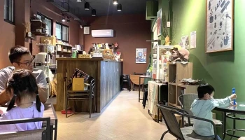 好時好日煎焙咖啡(僅接受用餐人數4人的訂位/早午餐供應至14:00） - 台東縣台東市