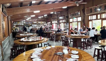 富隆庄餐厅 - 558台湾南投縣鹿谷鄉愛鄉路66之20號