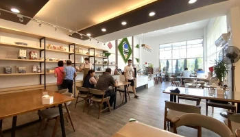 小歇冰铺简餐咖啡厅 - 台南市