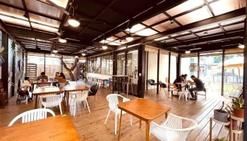 小食糖咖啡 SUGARbISTRO（棕櫚花蜜糖甜點咖啡專門店）勝利星村店 - 屏東縣屏東市