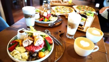 成真咖啡 桃园艺文町 - 桃園市