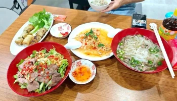 新竹越光水田饮食店 - 新竹市
