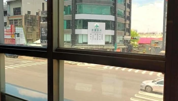 日展裝潢行_（窗簾、壁紙、塑膠地板、拉門等室內美飾-客製、安裝、維修） - 嘉義市