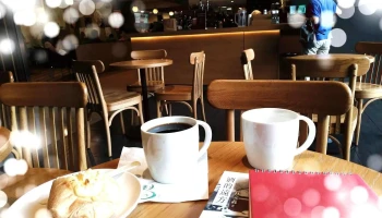 星巴克-屏东门市 - 屏東縣屏東市