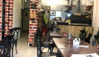 洛基异国料理 - 台南市