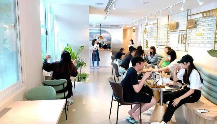 L'USiNE Café 早午餐咖啡廳 - 403013台湾台中市西區忠誠街69號