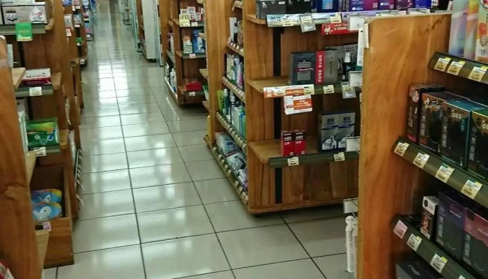 佑全保健药妆 南投民族店 - 南投縣南投市