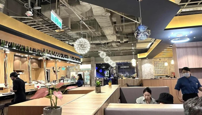 揪饾烧肉 微风南山店 - 台北市