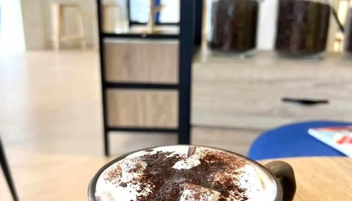 洞心咖啡廳Heartbeat Cafe-新竹東區咖啡廳/下午茶/手作甜點 手沖/精品/義式咖啡 輕食/蛋糕 咖啡課程體驗 桌遊/親子/包場/約會/網美/打卡 人氣熱門好評推薦 Ptt Dcard - 新竹市