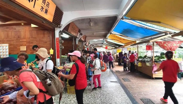 溪头商店街 - 558台湾南投縣鹿谷鄉米堤街