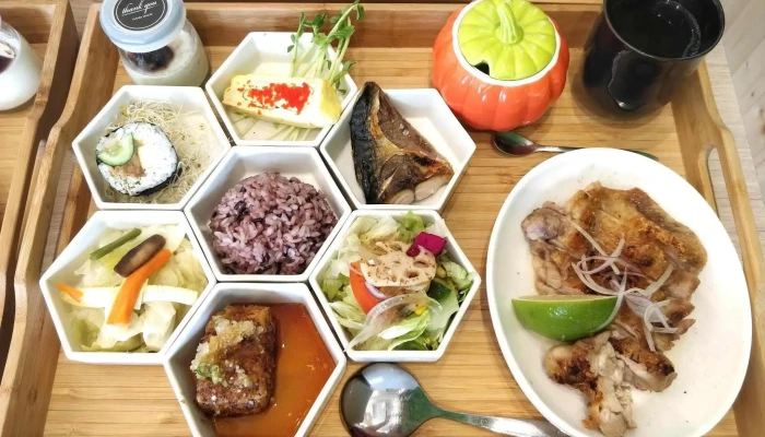 飨家蜂巢定食套餐 - 宜蘭縣宜蘭市