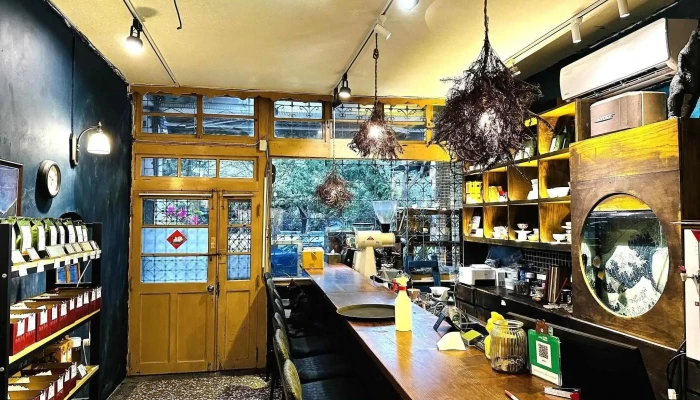 鳴草咖啡 自家烘焙館 - 宜蘭縣宜蘭市